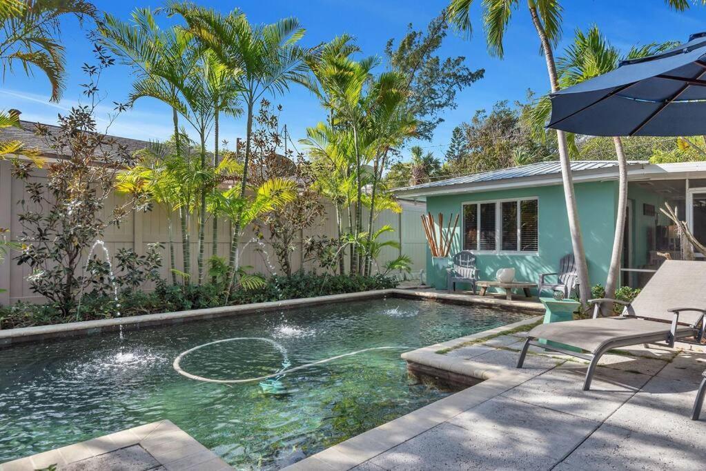 Charming Studio W Pool One Mile To Beach Pets Welcome レイク・ワース エクステリア 写真
